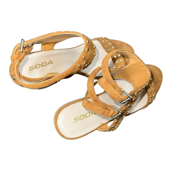 Soda from Buckle Womens High Heel Sandals Faux Leather Studded Strappy Size 9 - Picture 10 of 13